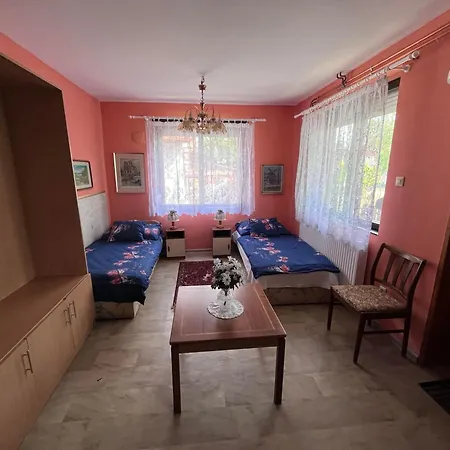 Nap Koerut ゲストハウス Tiszakécske