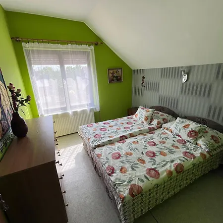 Nap Koerut ゲストハウス 3*